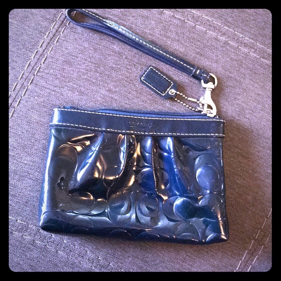 Coach wristlet - Picture 1 of 3